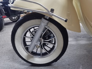 Moto électrique à 3 roues de sécurité 60V 12AH, tricycle électrique à trois roues pour adultes - Product Image 4