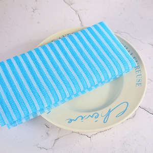Éponge de bain en nylon de style japonais - Serviette de bain longue rayée pour femmes et hommes - Loofah exfoliant pour la douche, le spa et la sauna - Product Image 3