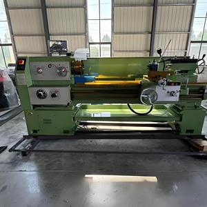 Torno ordinario CA6132 de alta gama, 1000 mm, manual - Product Image 1