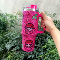 Gobelet isotherme de Noël en acier inoxydable 304 de 1200 ml (40 oz) avec strass et poignée, motif Père Noël, pour vente en gros, conserve la température de 6 à 12 heures, idéal comme cadeau