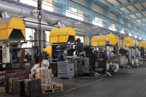 Support de pomme de douche à ventouse en alliage de zinc de haute qualité YUESHEN, personnalisable, réglable, moulé sous pression - Product Image 3