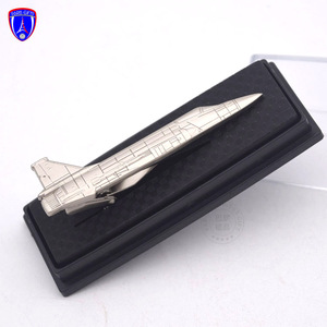Juego de <span class=keywords><strong>Etiqueta</strong></span> de Negocios de Alta Gama Personalizado con Corbatas de Clip para Avión, Insignia, Gemelos y Empaque en Caja de Terciopelo - Product Image 2