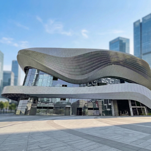 Façade de bâtiment moderne en béton avec mur-rideau et enveloppe vitrée pour projet de bureau commercial - Product Image 3
