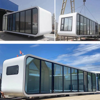 Appartement en capsule spatiale en structure métallique, conteneur préfabriqué, maisons modulaires miniatures