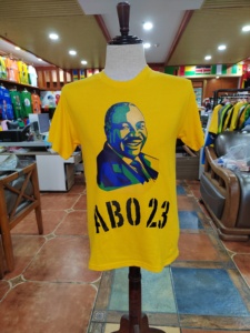 Camiseta de Campaña para Hombre, Económica, para las Elecciones de Gabón 2023, 100% Algodón, Impresión Digital a Todo Color, Diseño con Personajes, Manga Corta, Corte Regular - Product Image 3