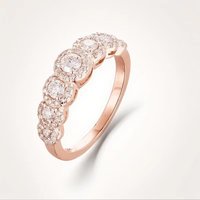 Bague en argent Moissanite Bague en argent 925 empilable avec diamant pour femme Bague de mariage circulaire blanche incrustée de Moissanite
