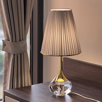 Lampe en cristal VH Fashion Luxury Design Rose Bouteille de parfum Lampe de chevet pour salon Chambre à coucher principale Hôtel Atmosphère Medium