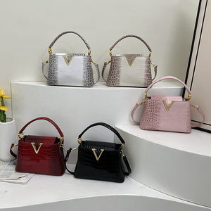 Nuevo Bolso de Diseñador, <span class=keywords><strong>Marca</strong></span> de Lujo, Bolso de Hombro para Mujer con Letra en Forma de <span class=keywords><strong>V</strong></span>, Elegante y Clásico, con Patrón de Cocodrilo - Product Image 6