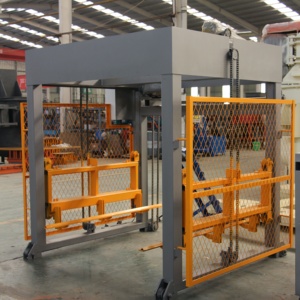 Máquina Apiladora de Bloques Automática para Línea de Producción de Hormigón, Control PLC Totalmente Automático, Sistema de Control PLC Avanzado con Pantalla Táctil - Product Image 1