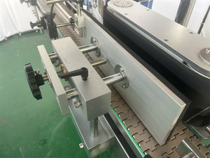 Tự động vòng nhựa thủy tinh mỹ phẩm dầu ăn rượu vang phẳng chai Sticker dán nhãn máy - Product Image 5