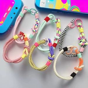 Cordón para Teléfono Hecho a Mano de Doble Grosor con Correa Trenzada Colorida y Diseño Yuanbao para Bolsos, Dispositivos Portátiles y Muñecas; Regalo para Mujer - Product Image 3