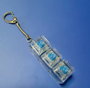 Porte-clés mécanique anti-stress personnalisé en plastique avec lumière LED, clé de clavier, jouet sensoriel, cadeau unisexe, marque ONR - Product Image 3