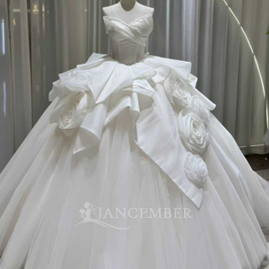 Lsoy026 Robe de bal en satin lourde sans bretelles, style tutu, avec traîne chapelle, longueur ras du sol, fleurs 3D romantiques, élégante, raffinée et haut de gamme - Product Image 1