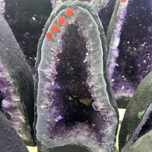 Tinh thể thạch anh tím tự nhiên đánh bóng chất lượng cao, hình khối, dùng làm đồ trang trí phong thủy, quà tặng doanh nghiệp cá nhân, đồ thủ công dân gian - Product Image 4