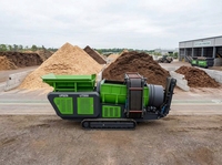 Cribleuse mobile robuste sur chenilles UTS50 UPSEN avec moteur PLC et roulement 380V pour compost et terre de surface
