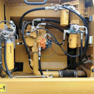 Pelle hydraulique sur chenilles Caterpillar 326D2L 26 tonnes d'occasion avec pour moteur Modèle 7.1L 2021 à vendre - Product Image 4