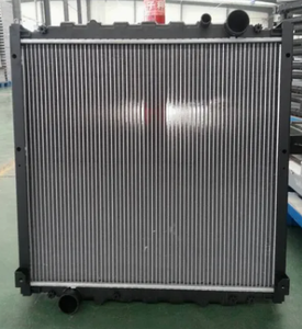 Người đàn ông tag xe tải tản nhiệt mới được sử dụng nhôm <span class=keywords><strong>PA66</strong></span> 1 năm cho LADA uaz xe ô tô 81061016324 81061016396 OEM tản nhiệt <span class=keywords><strong>intercooler</strong></span> - Product Image 2