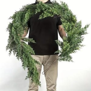 ノーフォーク人工ラタン クリスマス 松 杉 つる ガーランド リース デコレーション ハンギングオーナメント 装飾 植物 ウェディング - Product Image 1