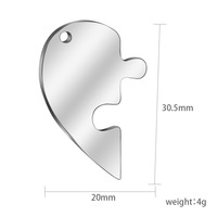 Une paire de breloques coeur brisé amour Couple collier en acier inoxydable Puzzle pendentif pour la fabrication de bijoux