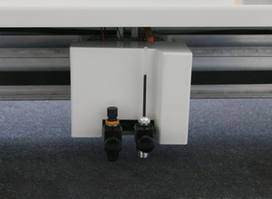 Hersteller JKF-4060 Doppelkopf-Automatik-<span class=keywords><strong>Scan</strong></span>-Markierungs-Flachbettschneider zum Schneiden und Rillen mit Vakuumpumpe - Product Image 4