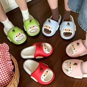 XIXITIAO Mignonnes pantoufles pour filles en forme de pomme, sandales d'été antidérapantes en EVA pour l'extérieur, claquettes amusantes à semelle épaisse de 3,5 cm pour l'intérieur - Product Image 6
