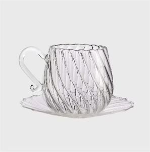 Set Personalizzato di Tazza e Piattino <span class=keywords><strong>in</strong></span> <span class=keywords><strong>Vetro</strong></span> Borosilicato <span class=keywords><strong>Trasparente</strong></span> Scanalato Resistente al Calore - Product Image 4
