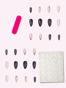 24 piezas tipo gota reutilizable prensa francesa <span class=keywords><strong>en</strong></span> las <span class=keywords><strong>uñas</strong></span> patrón de amor <span class=keywords><strong>Blanco</strong></span> <span class=keywords><strong>y</strong></span> <span class=keywords><strong>Negro</strong></span> estilo cuadrado aplicado a los dedos - Product Image 4
