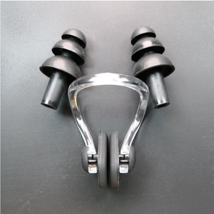 Bouchons <span class=keywords><strong>d</strong></span>'<span class=keywords><strong>oreille</strong></span> et pince-nez en silicone réutilisables <span class=keywords><strong>pour</strong></span> la natation Vente en gros - Product Image 3