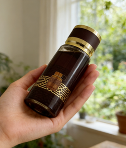 น้ำหอมอู๊ดอาหรับสุดหรู 100 มล. กลิ่นหอมติดทนนานจากธรรมชาติ คุณภาพสูง สไตล์คลาสสิก แบบสเปรย์ สำหรับผู้ชายและผู้หญิง ขายส่ง - Product Image 4