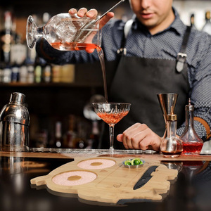 Tabla de cortar de bambú con diseño de búho, con cuchillo y soporte para cítricos, para cócteles de bar y uso en la cocina - Product Image 1