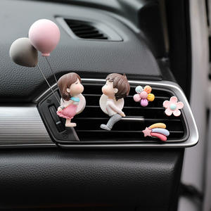 Arredamento interno rosa carino per Auto presa d'aria Clip con amore Action Figure profumo ornamento solido accessori per Auto palloncino <span class=keywords><strong>bacio</strong></span> - Product Image 5