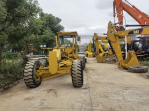 รถเกรดเดอร์ CAT 140G มือสองราคาถูก ปี 2020 ใช้งาน 2300 ชั่วโมง สภาพดี รับประกัน 6 เดือน เกียร์ ปั๊ม เครื่องยนต์ มอเตอร์ ผลิตในญี่ปุ่น - Product Image 5