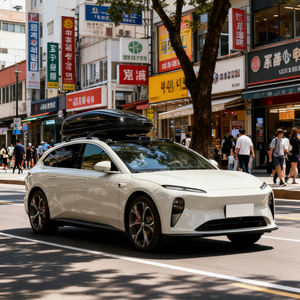 Boîte à bagages <span class=keywords><strong>de</strong></span> <span class=keywords><strong>toit</strong></span> <span class=keywords><strong>de</strong></span> conception sportive <span class=keywords><strong>de</strong></span> 650 L en gros - Boîte <span class=keywords><strong>de</strong></span> rangement universelle étanche en ABS pour SUV <span class=keywords><strong>Ford</strong></span> Escape Subaru Forester - Product Image 3