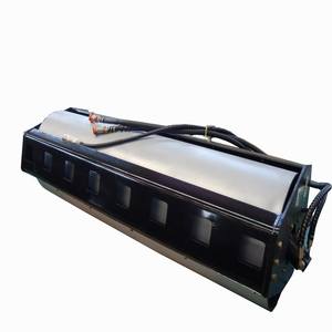 Alat penggulung getaran untuk pemuat selip pelengkap rol getaran pemadat mesin pemuat setir selip - Product Image 1