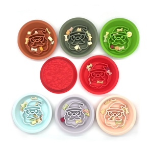 ZMaker 2024 mangkuk makan lambat hewan peliharaan Natal, mangkuk jilat anjing dengan cangkir hisap mangkuk makanan lambat anjing Santa Claus - Product Image 4