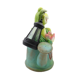 Figurine de <span class=keywords><strong>grenouille</strong></span> solaire en résine écologique de 9,84 pouces avec lanterne LED et arrosoir de bienvenue pour la décoration de jardin extérieur - Product Image 4