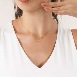 قلادة فيل ظريفة ياقة تشابادو En Oro De 18K قلادة فيل غير مشوشة - Product Image 5