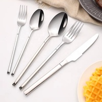 Ensemble de couverts 4 pièces en acier inoxydable 304 Vaisselle occidentale classique Mariages Restaurants Vaisselle durable avec couteau