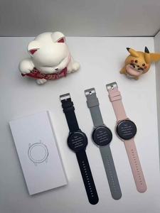 Montre connectée Y33 pour femme, très vendue, écran tactile HD 1,32 pouce, appels Bluetooth, étanche, moniteur de pression artérielle, tracker d'activité physique - Product Image 1
