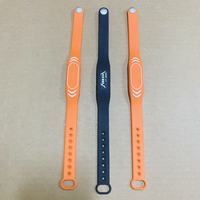Bracelets en silicone personnalisés, étanches, avec impression de code QR, RFID, NFC
