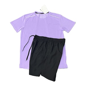 Ensemble de course pour homme, été, séchage rapide, respirant, avec protection UV, vêtements d'entraînement réfléchissants pour la nuit, manches courtes, 100% polyester - Product Image 2