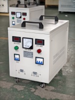 Convertisseur de tension monophasé vers triphasé personnalisable AHK-7.5KVA 230V vers 400V pour l'exploitation minière et l'irrigation agricole
