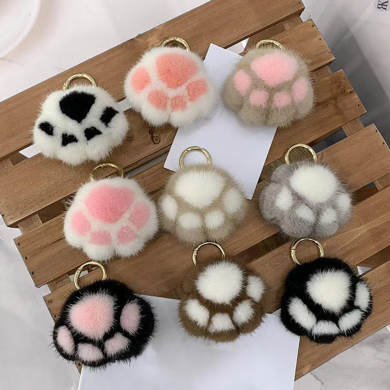 มีสีสัน