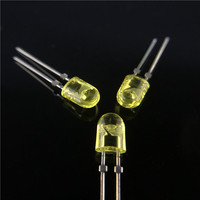 Meilleur prix 588-595nm 40/110 degrés lentille claire jaune diffuse 546 547 5mm ovale LED Diode pour panneau d'affichage