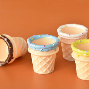 Cabujones de Resina con Forma de Cono de Helado de Dibujos Animados Coloridos para Manualidades DIY, Diseño Artístico Pintado a Mano - Product Image 6