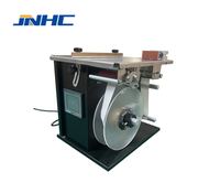 Machine d'étiquetage et de scellage semi-automatique électrique à 90 degrés pour boîtes et caisses en carton, avec étiquettes en papier à cœur PLC