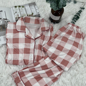 Conjuntos de pijamas de mujer de talla grande de poliéster al por mayor, conjuntos de pijamas de mujer con estampado de cuadros - Product Image 2