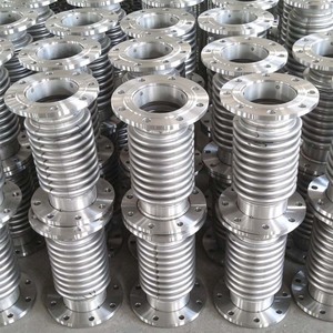 Disjoncteur à vide SF6 (hexafluorure de soufre) série LW25-126, triphasé AC, colonne en porcelaine, 12 kV/145 kV, 230 kV/550 kV - Product Image 3