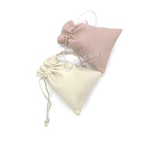 Pochette à cordon pour bijoux, sac de rangement rectangulaire, taille unique, pochettes en microfibre pour l'emballage et la présentation de bijoux - Product Image 5