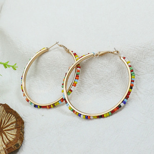 Pendientes Geométricos Tipo Huggie, Chapados en Oro, Aleación con Imitación de Perla, Estilo Bohemia para Mujer, Joyería de Moda - Product Image 2